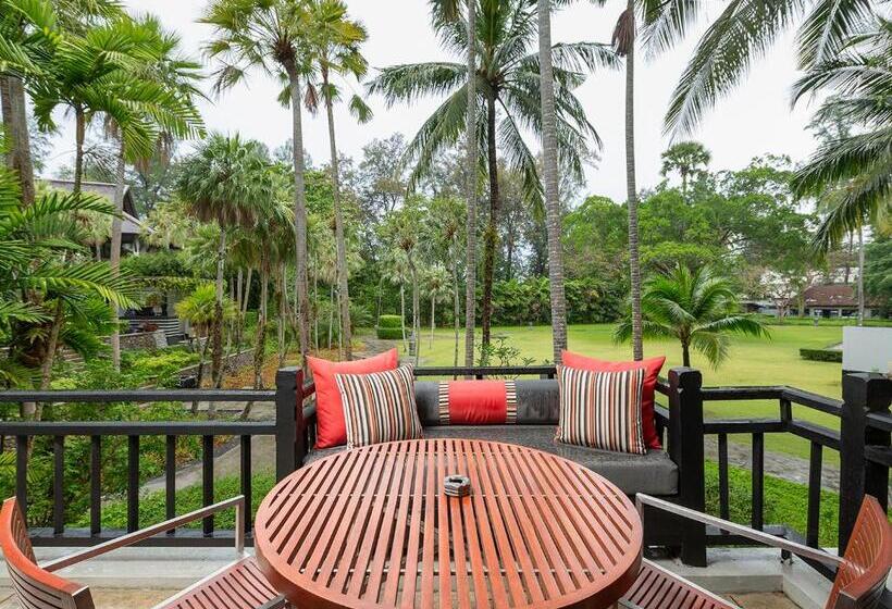 استودیوی استاندارد, The Slate Phuket