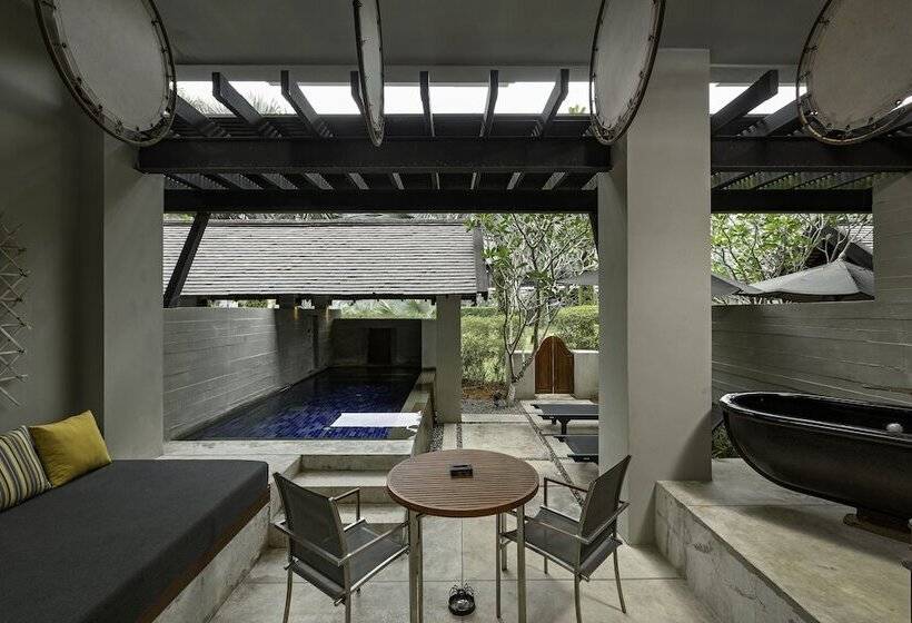 Люкс с Бассейном, The Slate Phuket