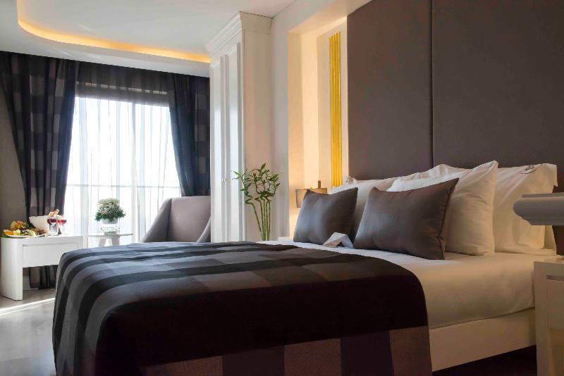 Номер Deluxe, Tropicana Pattaya