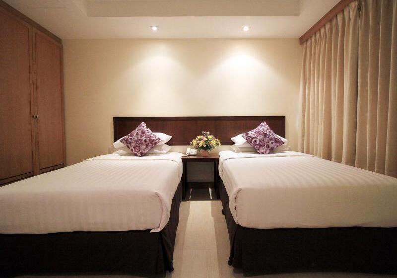 Quarto Superior, Tropicana Pattaya