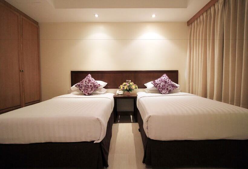 Хижина Superior, Tropicana Pattaya