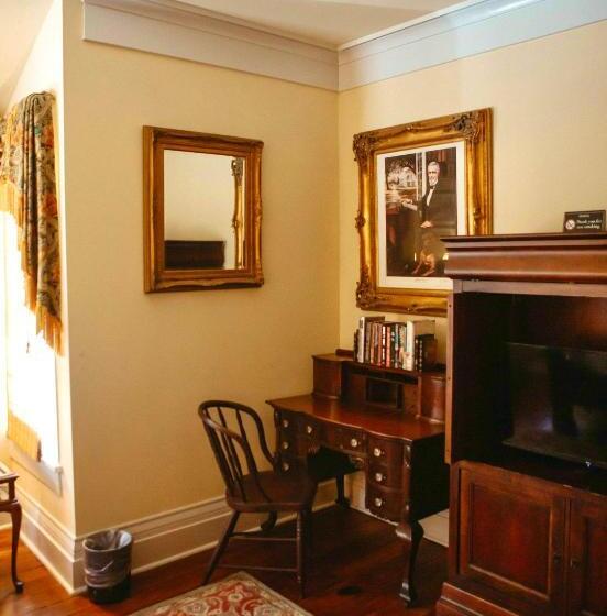 اتاق استاندارد با تخت بزرگ, Anchuca Historic Mansion & Inn