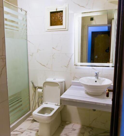 اتاق اساندارد با چشم‌انداز جانبی به دریا, Regency Hotel Alexandria
