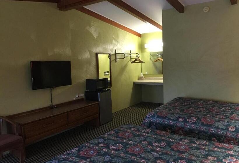 Номер Стандарт, Family Budget Inn Harrison