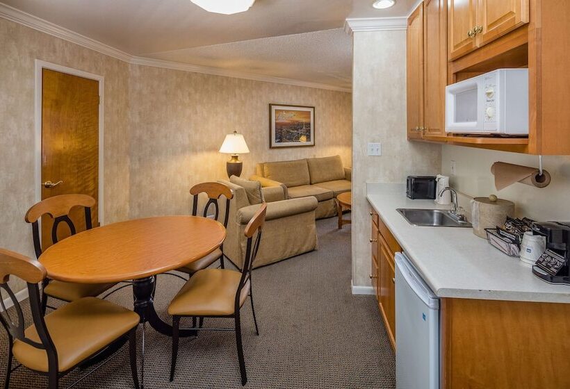 Junior Suite, Sfo El Rancho Inn Surestay Collection By Best Western