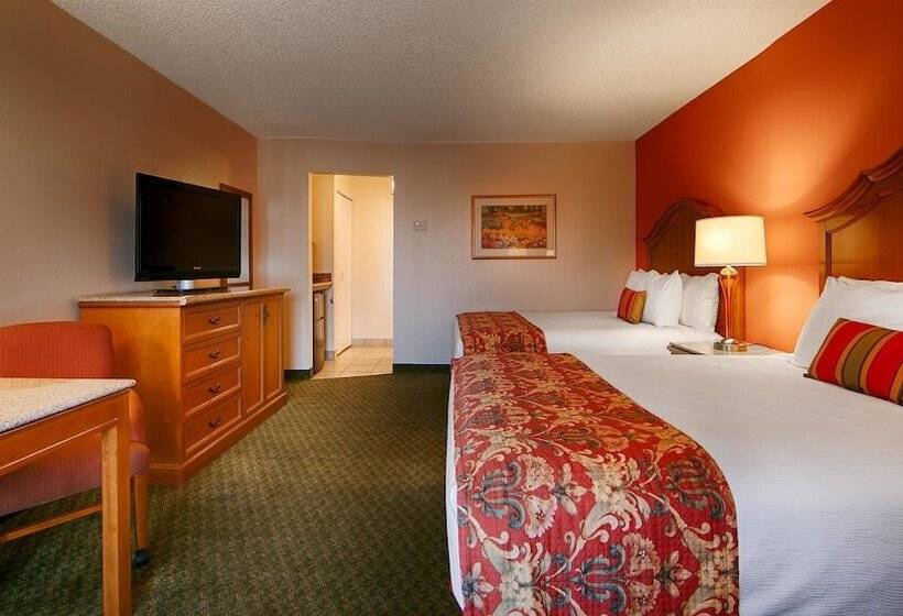 스위트, Best Western Plus A Wayfarer S Inn & Suites