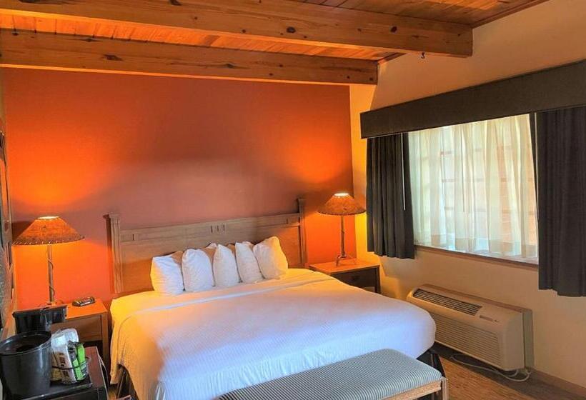 Стандартный Номер Кровать Кинг, Crossroads Hotel And Event Center