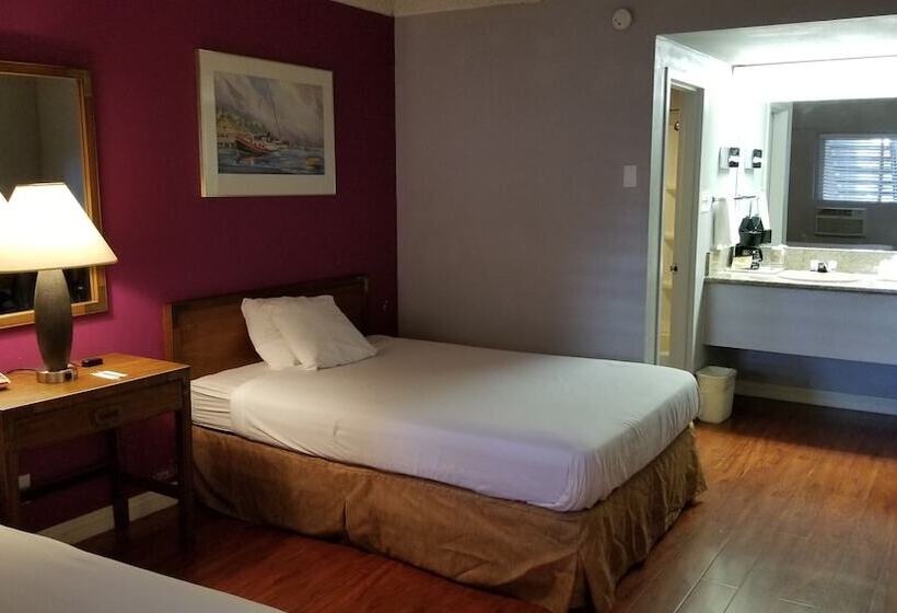스탠다드 룸, Santa Fe Inn  Pueblo