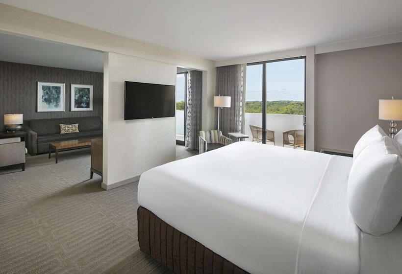 스위트, Sonesta Charlotte Lower South End