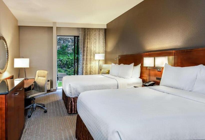스탠다드 룸 더블 침대 2개, Sonesta Charlotte Lower South End