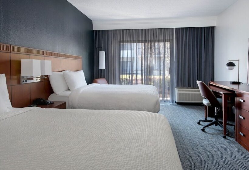 带2个双人床的标准工作室, Courtyard By Marriott Annapolis