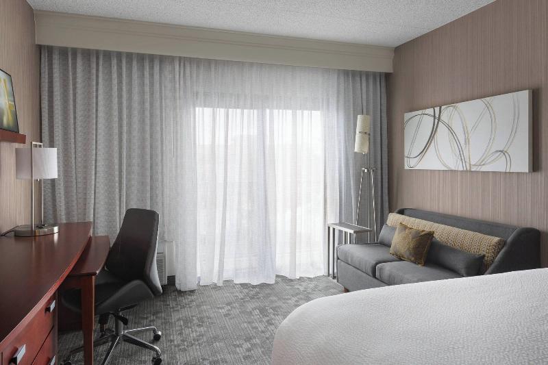 Стандартный Номер Кровать Кинг, Courtyard Philadelphia Devon/villanova