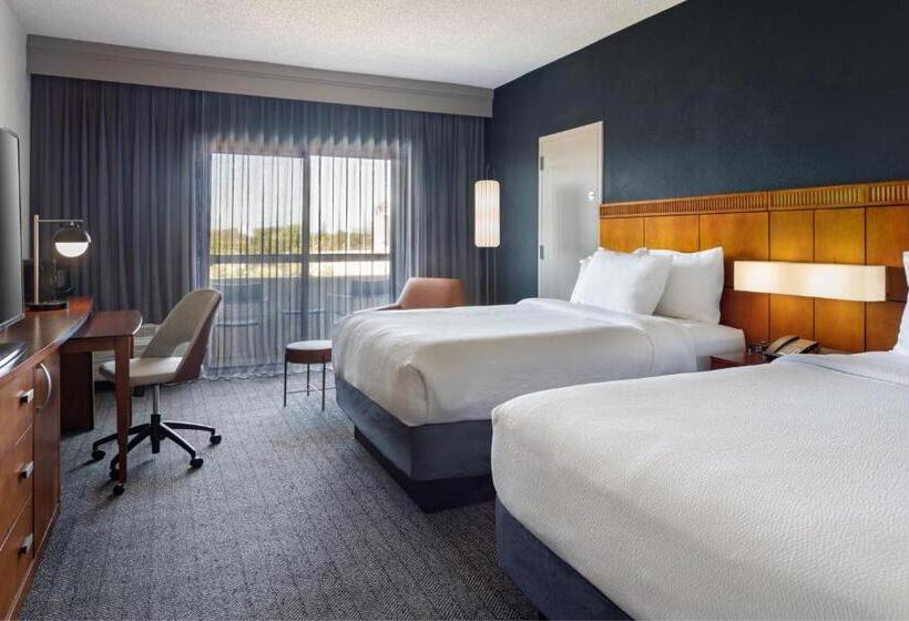 ２ダブルベッドのスタンダードルーム, Courtyard Tampa Westshore/airport
