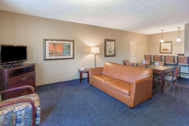 스탠다드 룸 킹사이즈 침대, Days Inn & Suites By Wyndham Mesa Near Phoenix