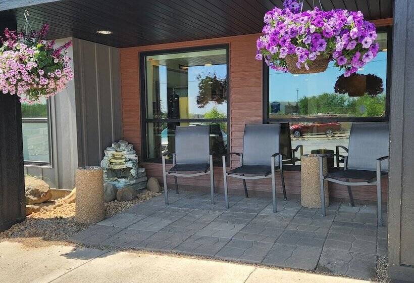 Номер Стандарт Адаптированный для Инвалидов, Days Inn & Suites By Wyndham Duluth By The Mall