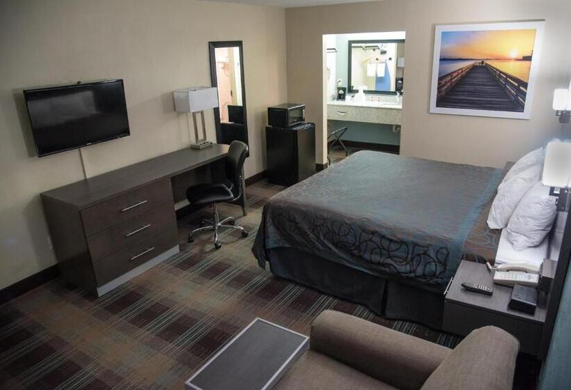 Номер Deluxe Кровать Кинг, Days Inn By Wyndham Ladson Summerville Charleston