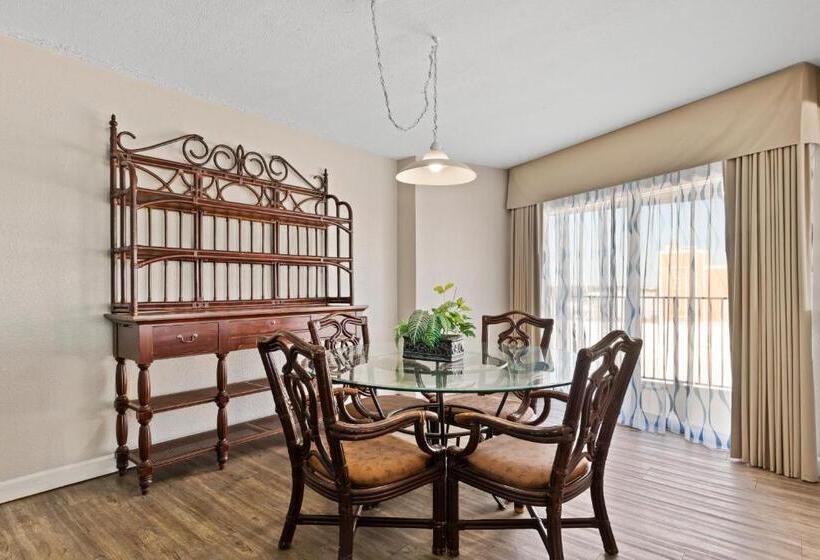 2침실 펜트하우스 아파트, Ocean Crest Inn And Suites