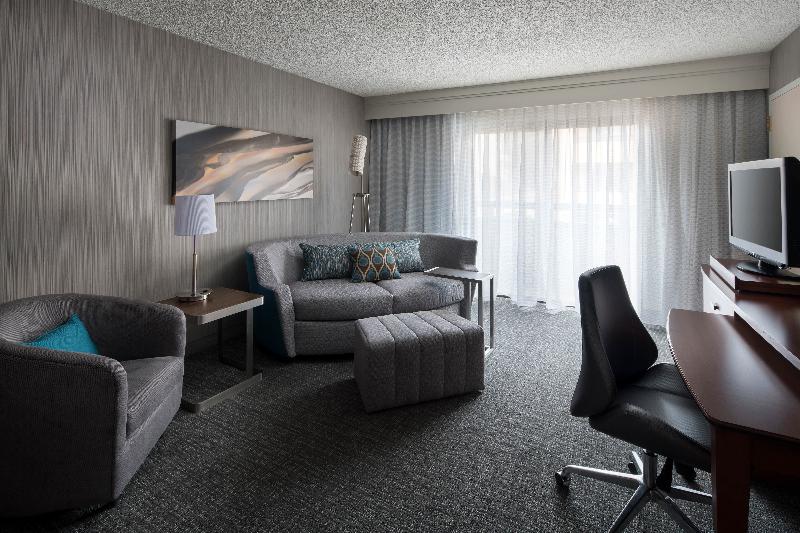 스위트 킹사이즈 침대, Sonesta Select Los Angeles Lax El Segundo
