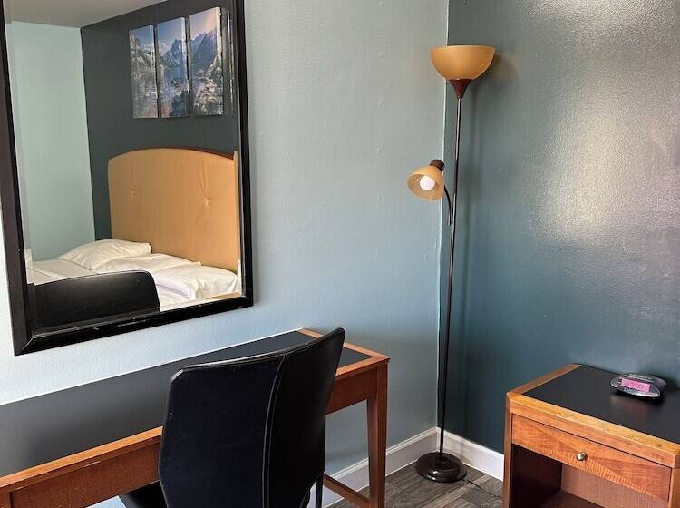 스탠다드 룸, Travel Inn & Suites