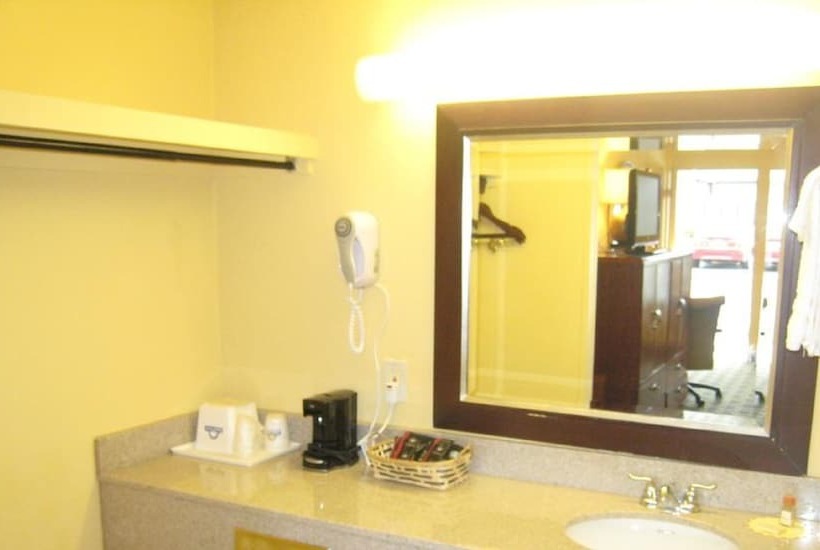 이그제큐티브 룸, Days Inn By Wyndham Brunswick/st. Simons Area