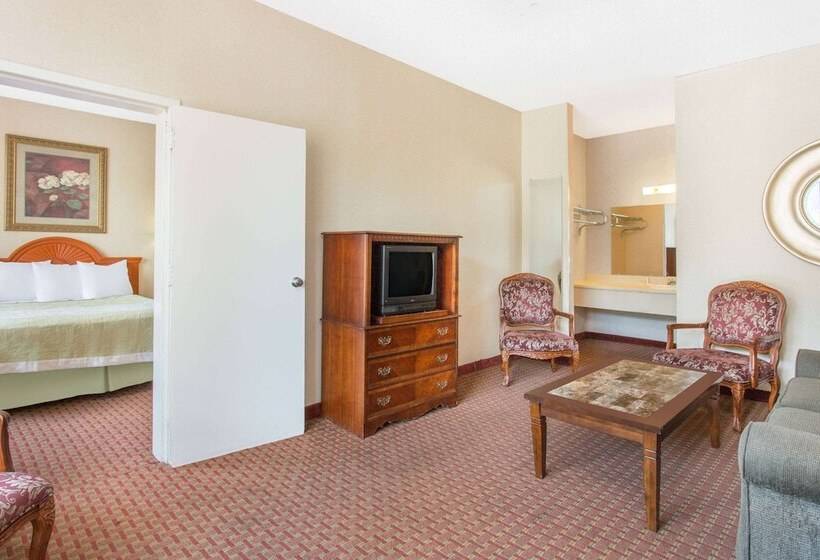 스위트, Days Inn By Wyndham Princeton