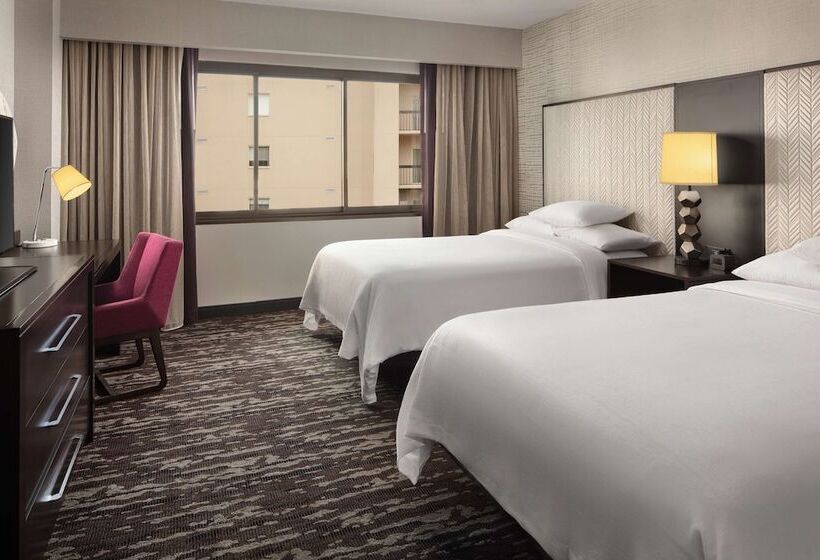 장애인을 위한 스위트, Embassy Suites By Hilton Crystal City National Airport