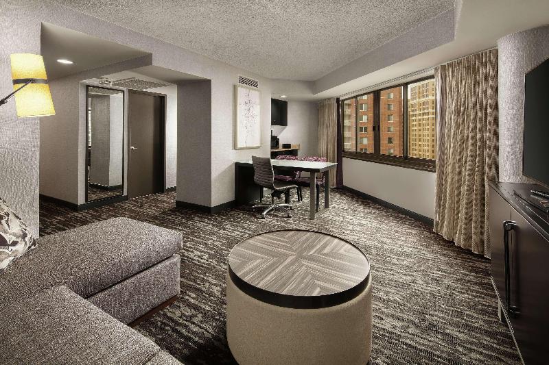 프리미엄 스위트, Embassy Suites By Hilton Crystal City National Airport