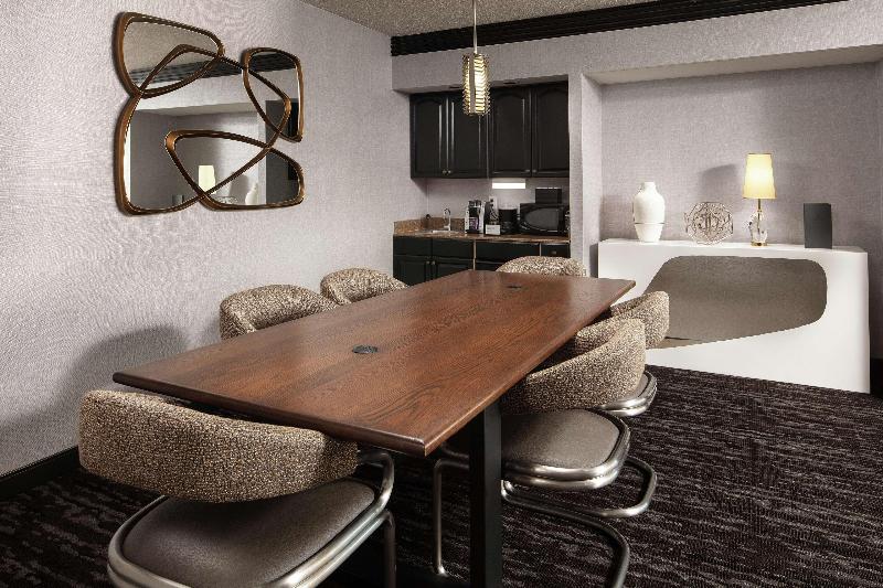 침실 2개 스위트, Embassy Suites By Hilton Crystal City National Airport