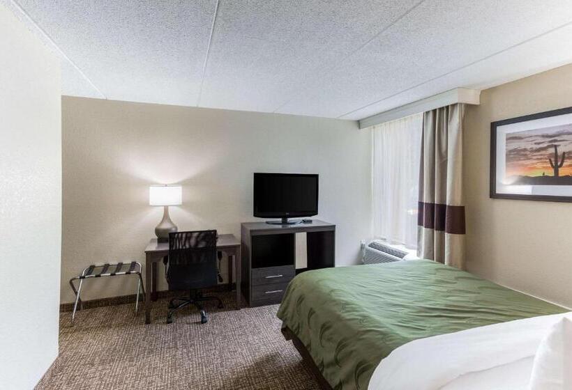 适合残疾人使用的标准间, Quality Inn & Suites