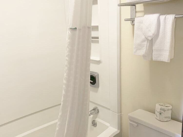 Номер Стандарт 2 Двуспальные Кровати, Motel 6 Mcgraw, Ny   Cortland