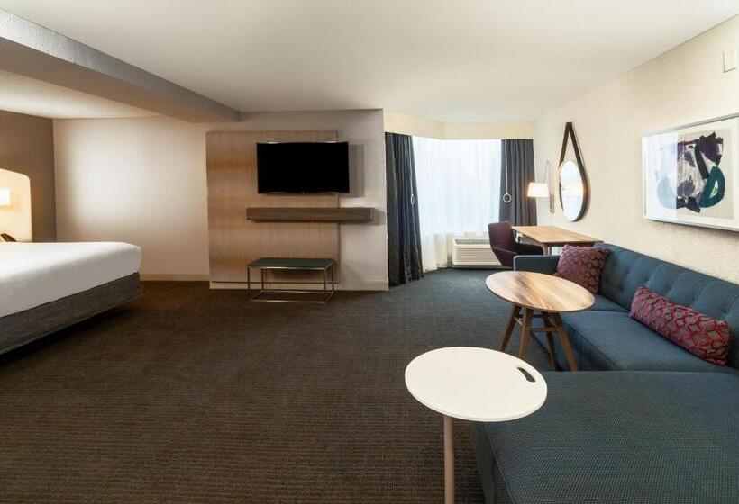 Júnior Suíte Cama King, Crowne Plaza Atlanta Ne   Norcross
