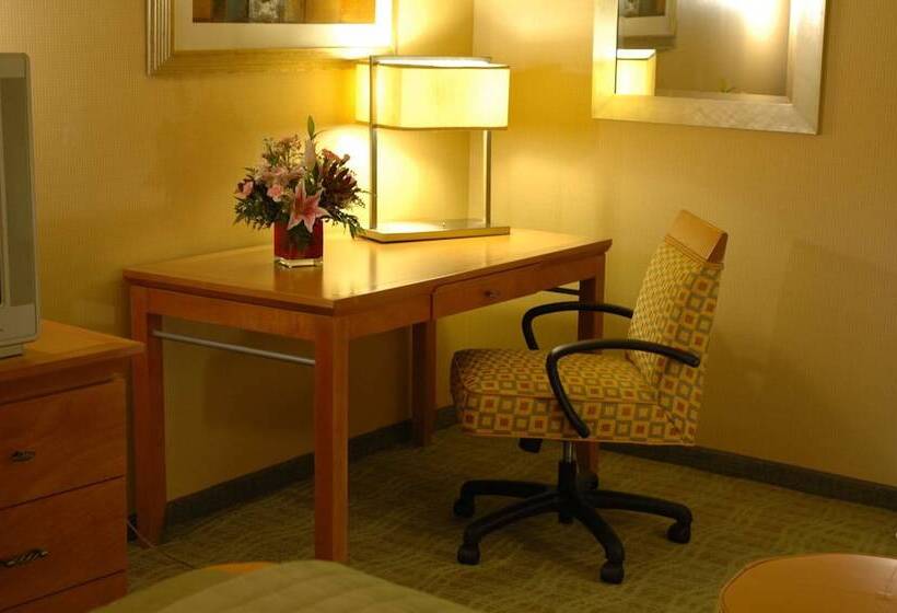 Номер Стандарт 2 Двуспальные Кровати, Wyndham Columbus