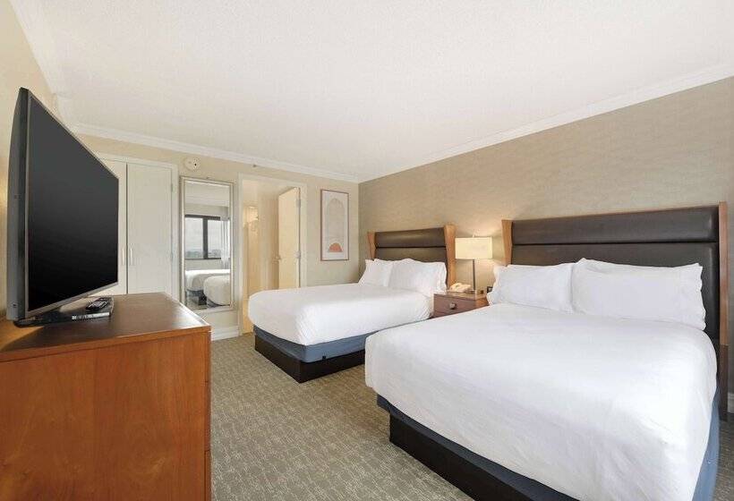 Люкс Адаптированный для Инвалидов, Embassy Suites By Hilton Anaheim Orange