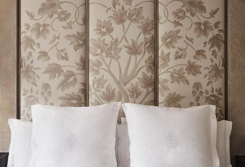 Люкс Кровать Кинг, Four Seasons  Boston