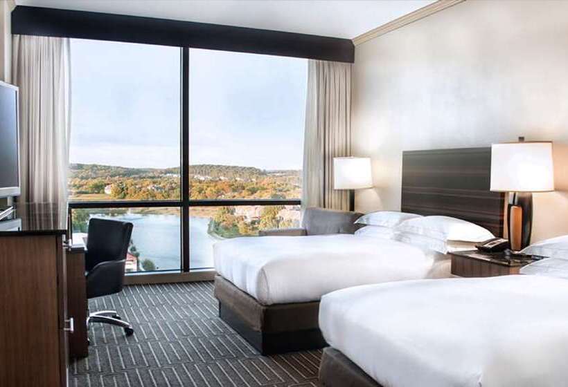 Номер Стандарт 2 Двуспальные Кровати, Hilton Charlotte University Place