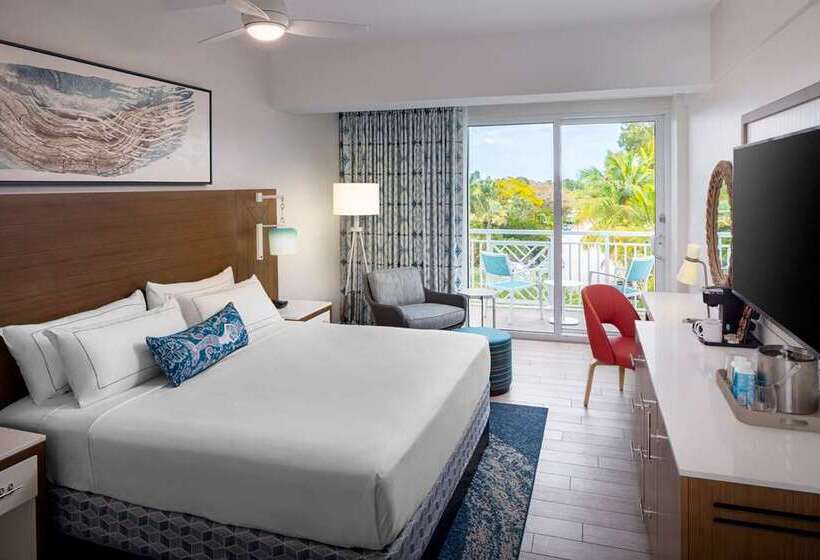Номер Executive Кровать Кинг, Hilton Charlotte University Place