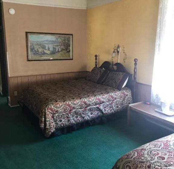 Четырехместный Номер Классик, Historic Franklin