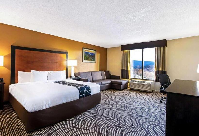 Номер Deluxe Кровать Кинг, La Quinta By Wyndham Wytheville