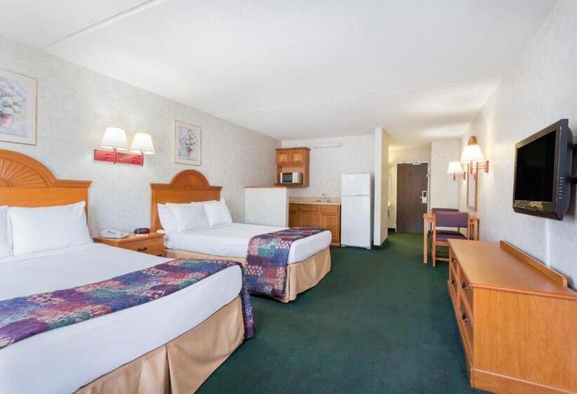 Люкс, Days Inn & Suites By Wyndham Lexington