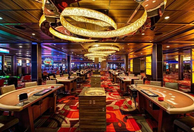 Люкс Повышенной Комфортности, Nugget Casino Resort