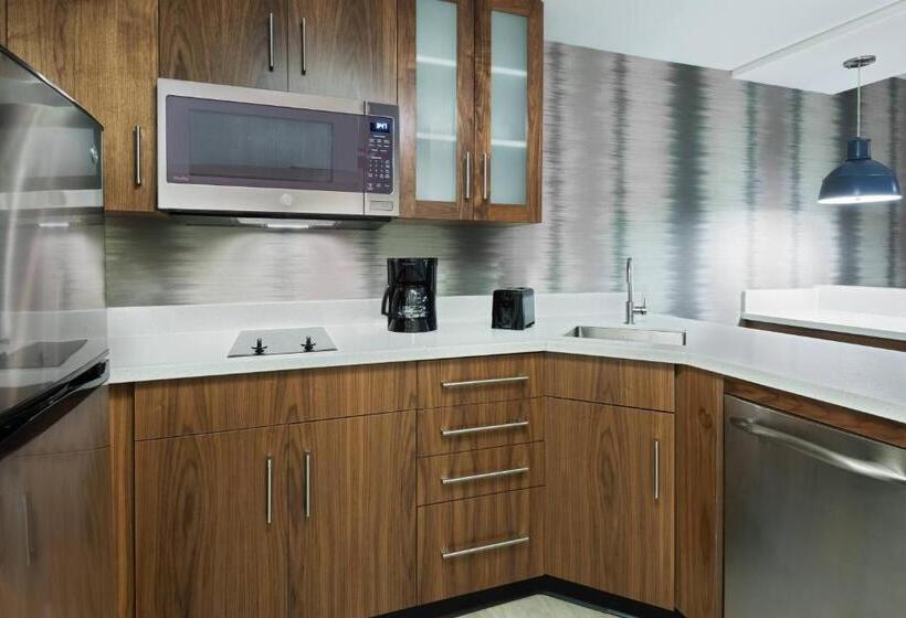 Студио Стандарт Кровать Кинг, Residence Inn By Marriott Buffalo Downtown