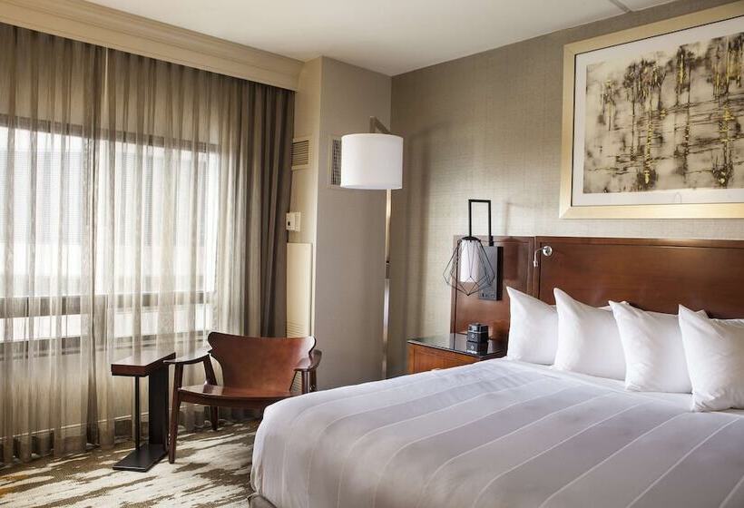 חדר סטנדרט מיטה זוגית עם נוף לעיר, Hilton Denver City Center