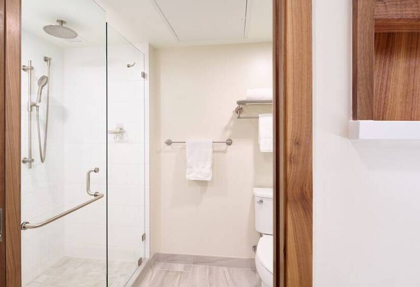 Стандартный Номер Нижний Этаж, Outrigger Kāʻanapali Beach Resort