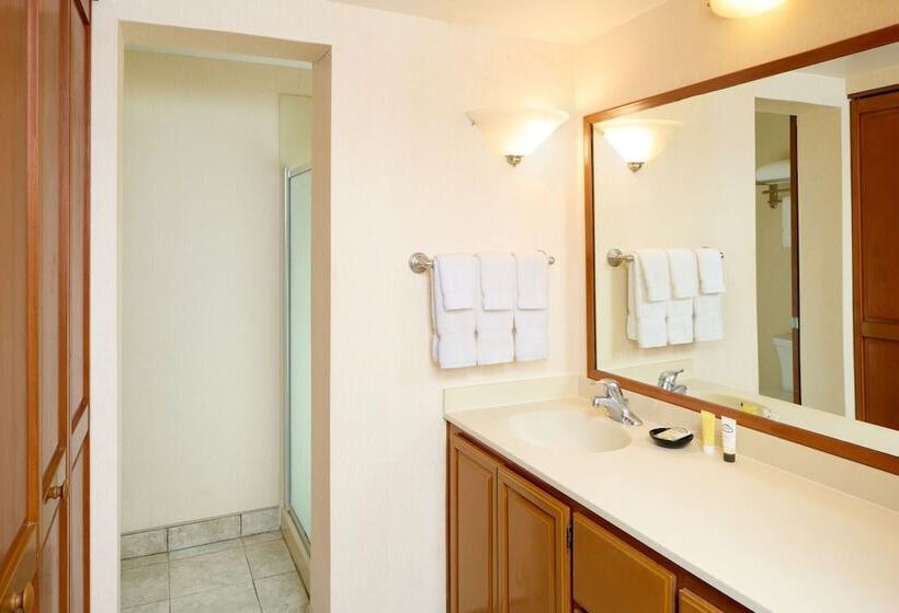 Стандартный Номер Нижний Этаж, Outrigger Kāʻanapali Beach Resort