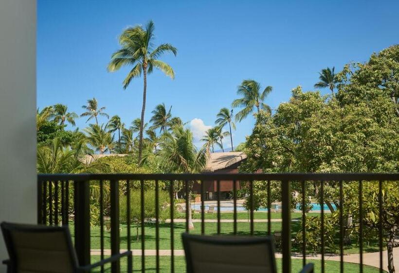 Номер Премиум, Outrigger Kāʻanapali Beach Resort