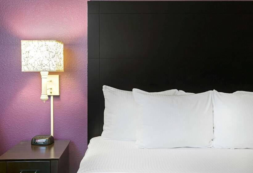 Номер Стандарт 2 Двуспальные Кровати, La Quinta Inn By Wyndham Fresno Yosemite