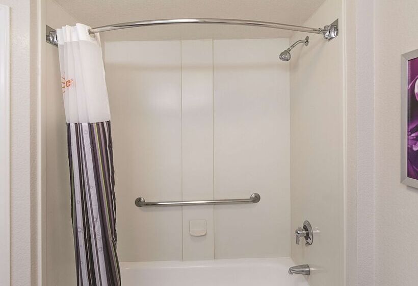 Номер Deluxe, La Quinta Inn By Wyndham Fresno Yosemite