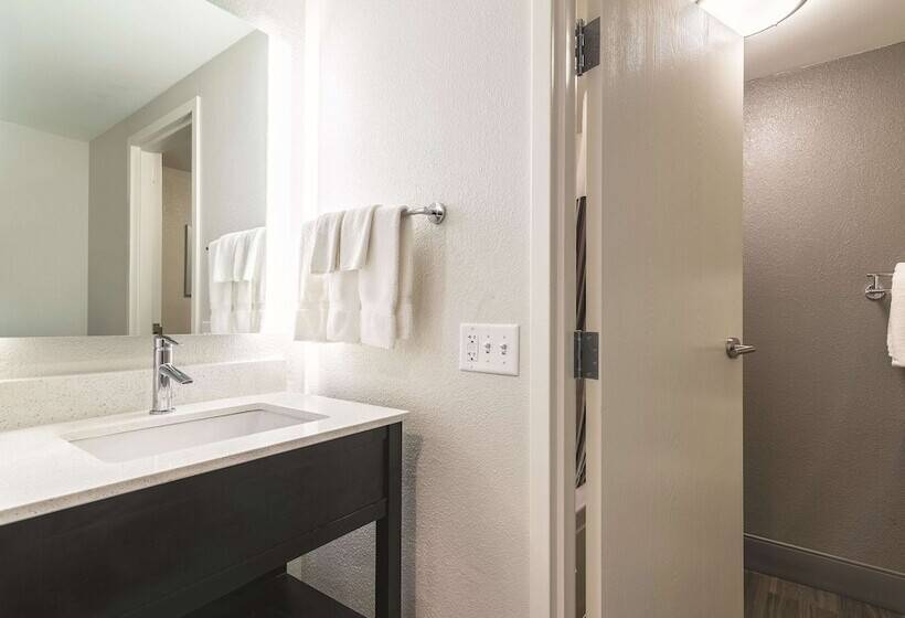 Люкс Повышенной Комфортности, La Quinta Inn By Wyndham Fresno Yosemite
