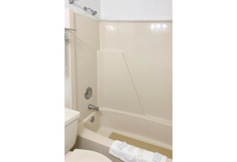 Номер Deluxe с Балконом, Lakeview Inn