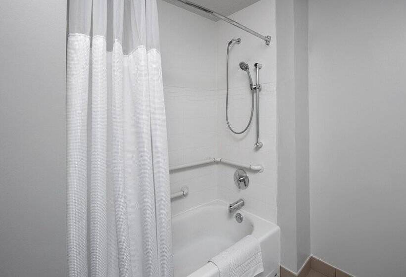 스위트, Residence Inn White Plains Westchester County